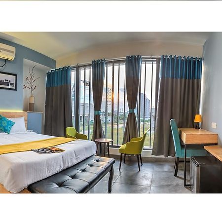 Aura Corporate Suites At Manyata Tech Park Bangalore Buitenkant foto